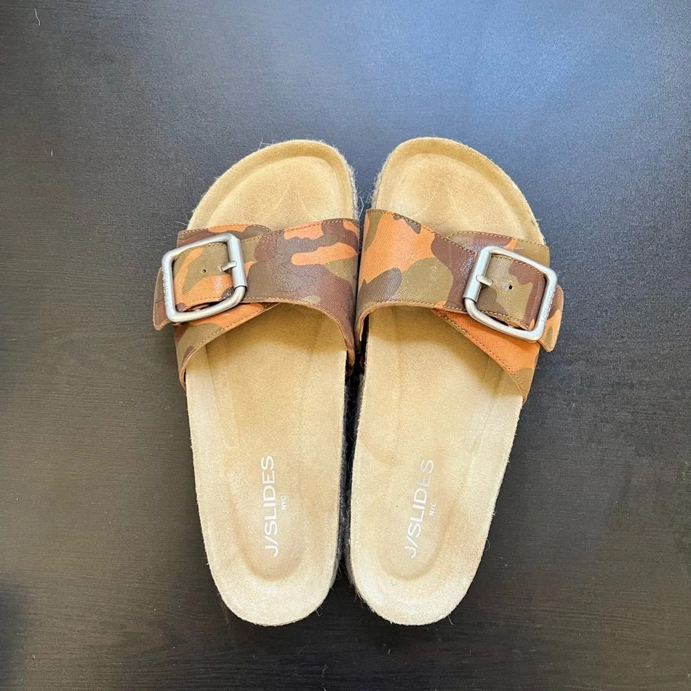 J/SLIDES Camo Sandals - Picture 8 of 10